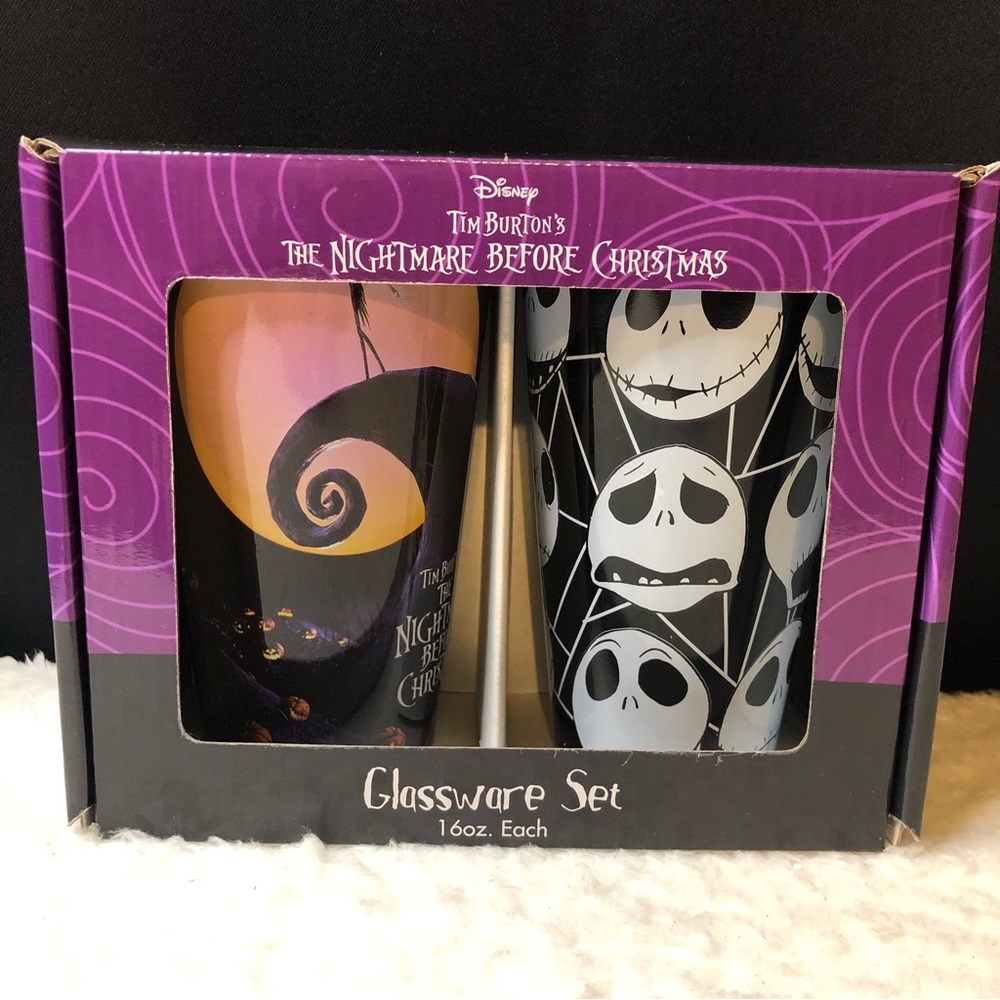 1 Set Of 2 Disney Tim Burton’s “The Nightmare Before Christmas” Glassware NEW